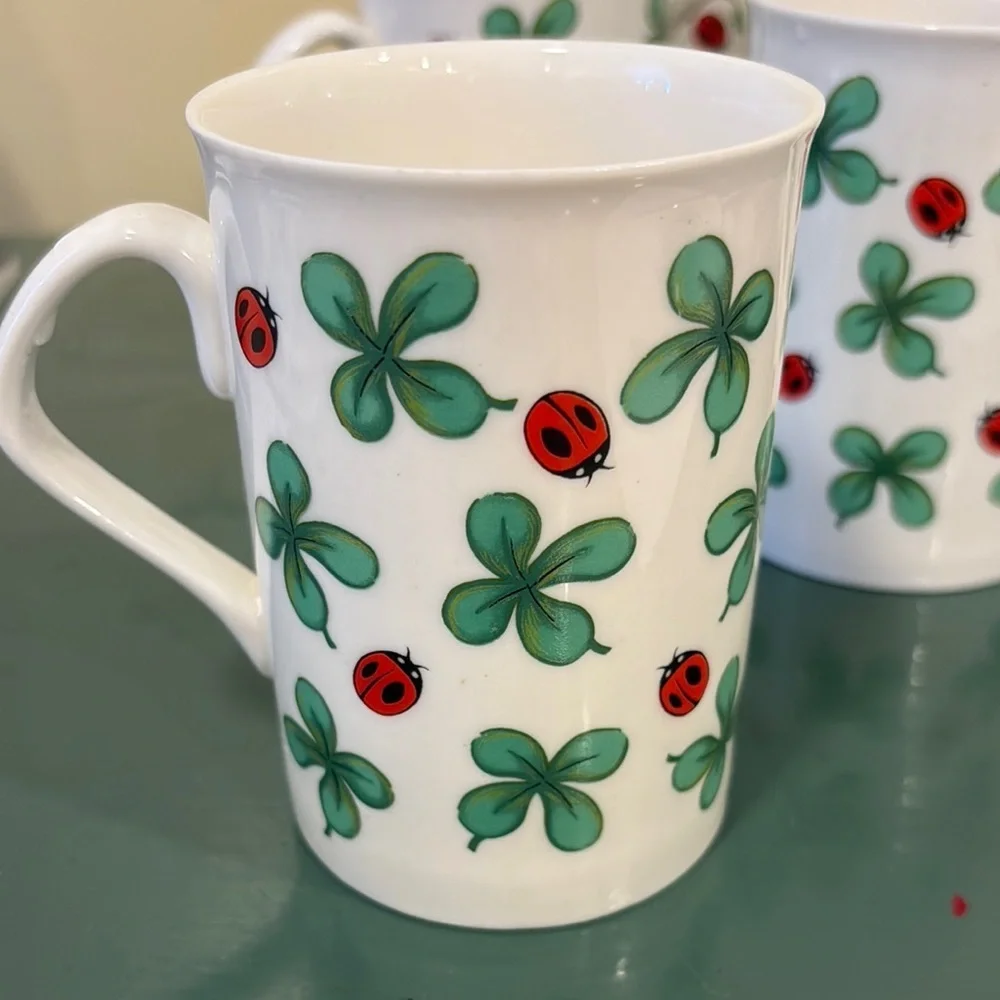 Vintage Red Sea Intl Shamrocks and Ladybug Ceramic Mug Set. 5 mugs. - Picture 2 of 6